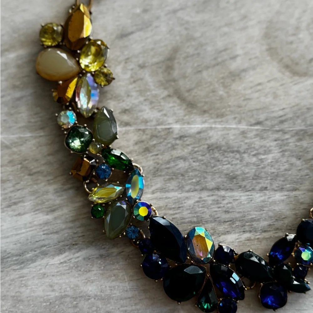 RARE J.Crew Multicolor Ombré Gem Necklace and matching earrings - Picture 5 of 7